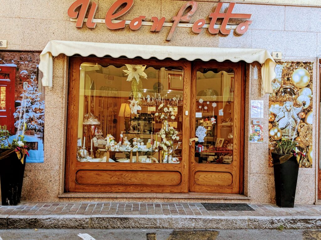 THE CONFECTION CERIALE (10) THE CONFECTION CERIALE