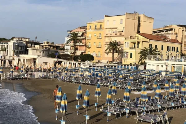 Ceriale-lungomare bagni-pirata-ceriale